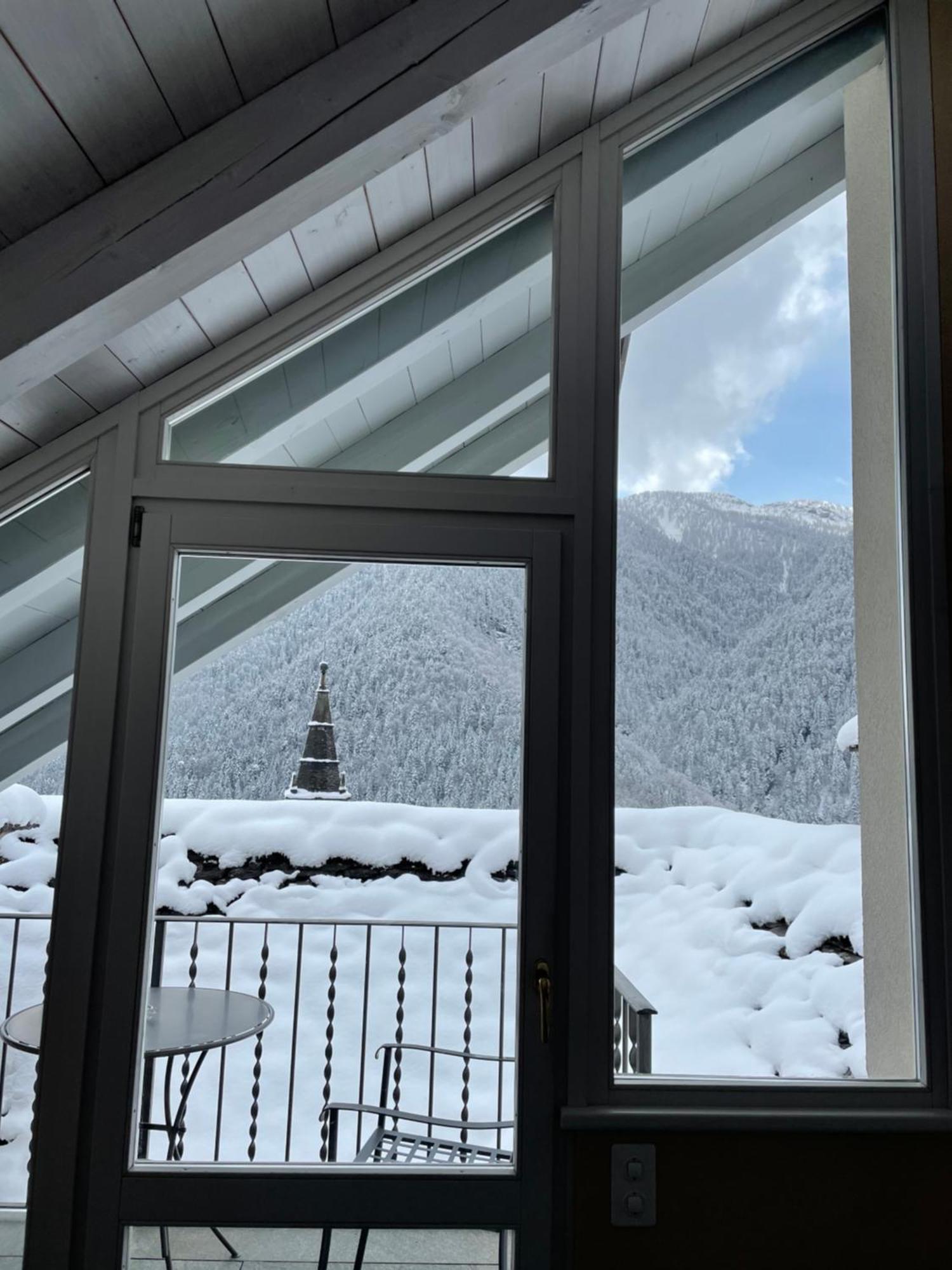 Palazzo Gamboni Swiss Historic Hotel Comologno 외부 사진